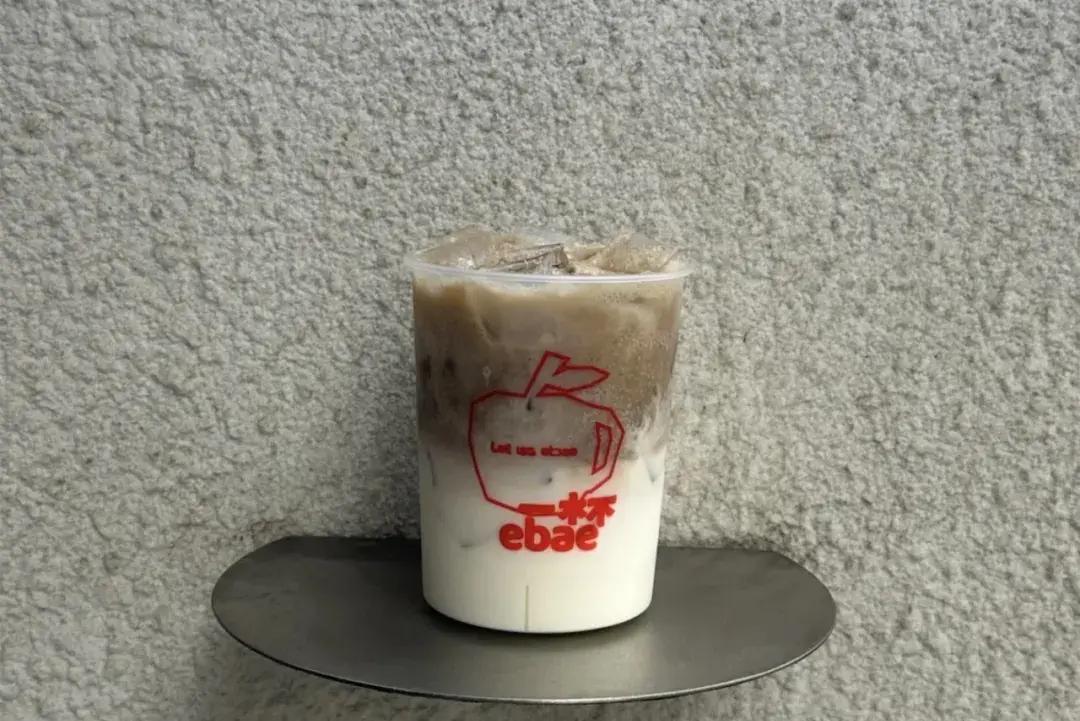 可乐新喝法_奶茶化可乐_网红黑暗料理果汁,